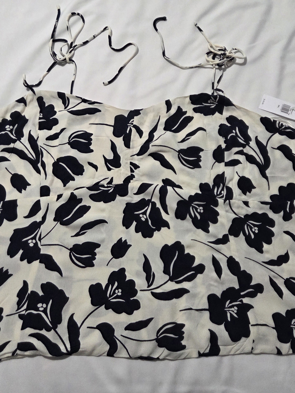 Old Navy Navy & White Floral Tie-Strap Cami